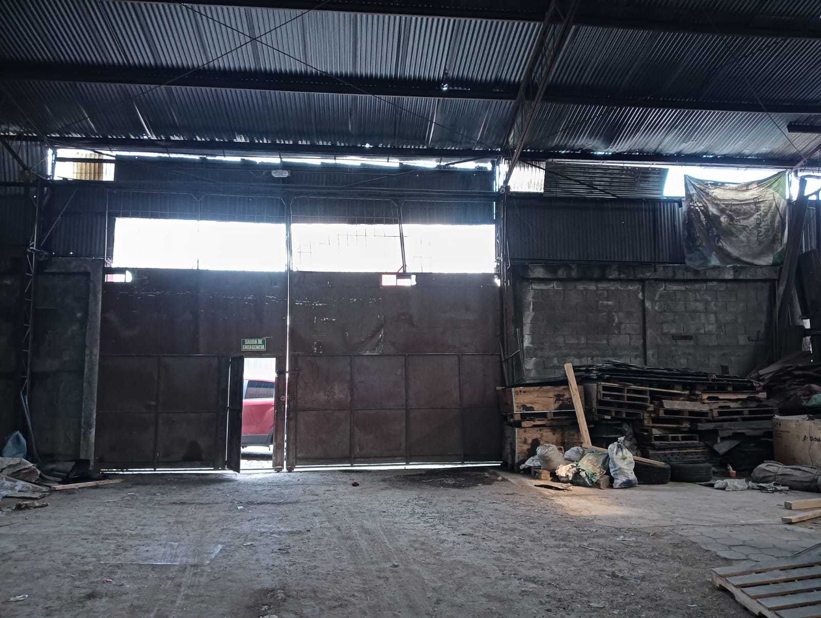 Bodega en Renta y Venta en Zona 1 - Imagen 2