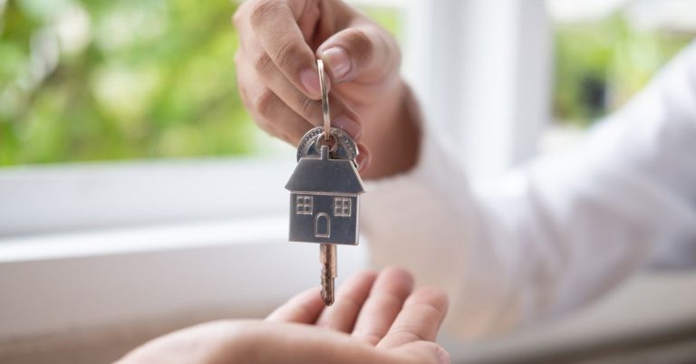 ​🏠 ¡Todo lo que necesitas saber antes de comprar tu casa! 🔑